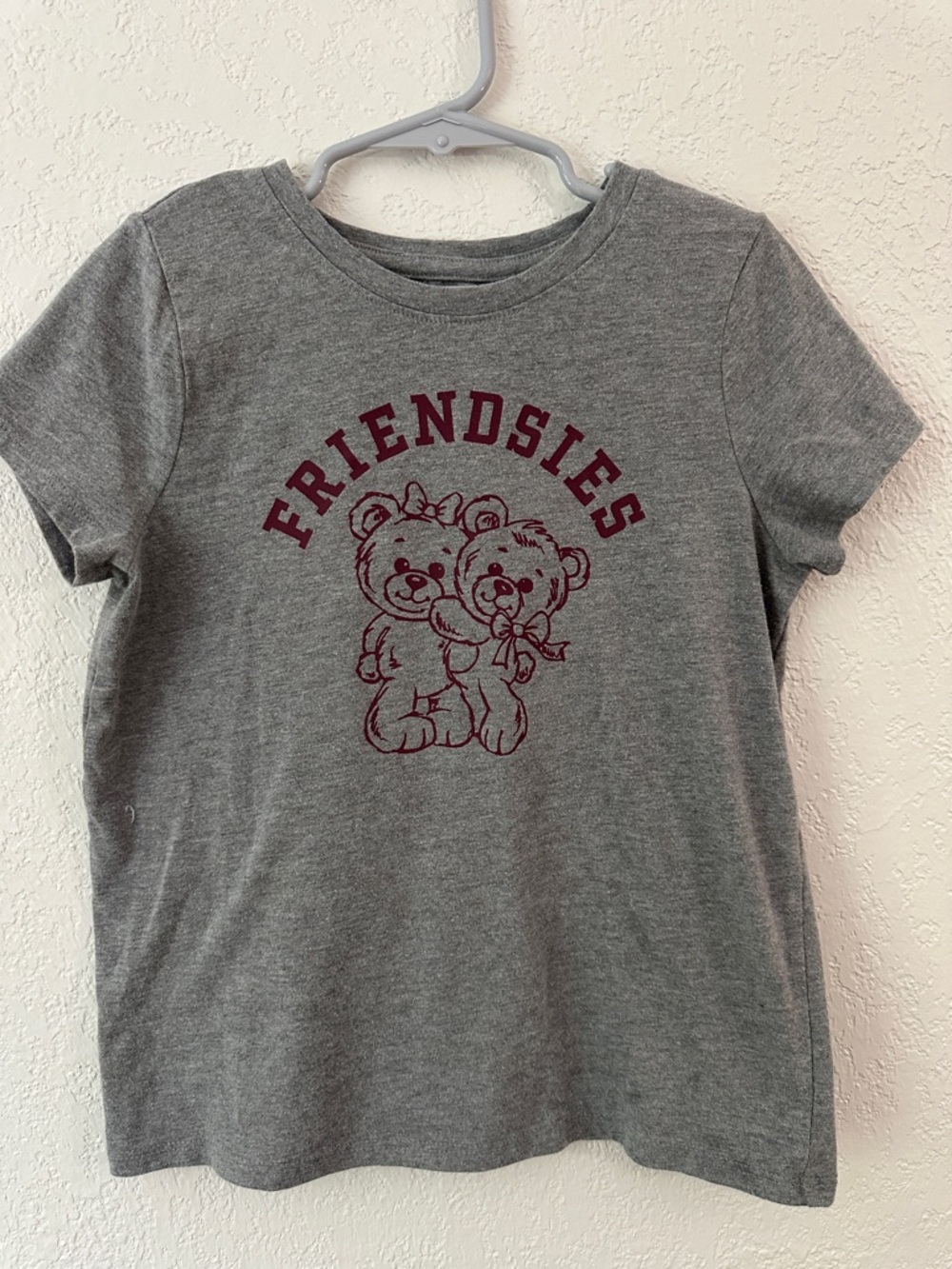 Kids 'Friendsies' Bear Graphic Tee - Gray
